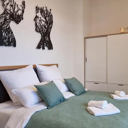 Appartamento Wiluka Penthouse Mit Grosser Dachterasse -highspeed Wifi- 24std Check-in -nachhaltig Eingerichtet- Netflix Limburg an der Lahn