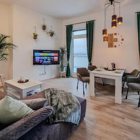Wiluka Penthouse Mit Grosser Dachterasse -highspeed Wifi- 24std Check-in -nachhaltig Eingerichtet- Netflix Limburg an der Lahn
