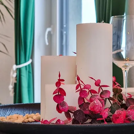 Appartamento Wiluka Penthouse Mit Grosser Dachterasse -highspeed Wifi- 24std Check-in -nachhaltig Eingerichtet- Netflix *