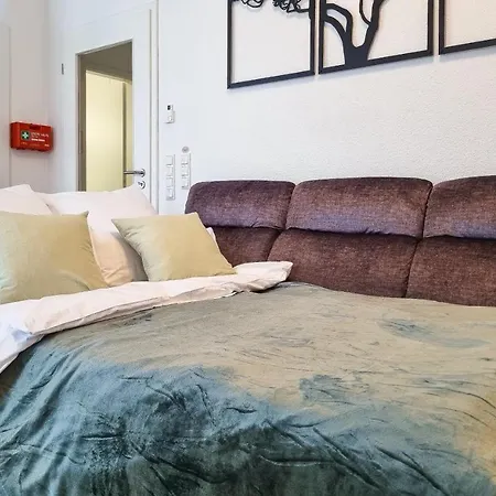 Appartamento Wiluka Penthouse Mit Grosser Dachterasse -highspeed Wifi- 24std Check-in -nachhaltig Eingerichtet- Netflix Limburg an der Lahn